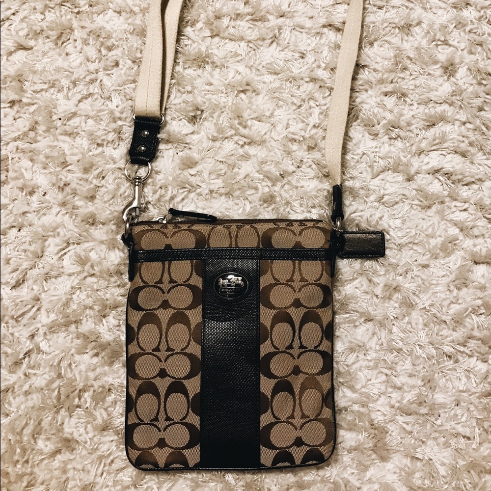 Coach cross purse